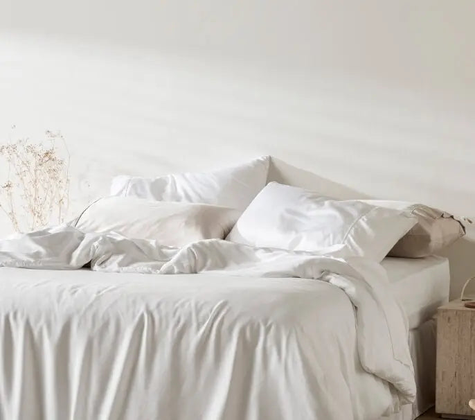 Archive Sale: Signature Sateen Duvet Cover ettitude